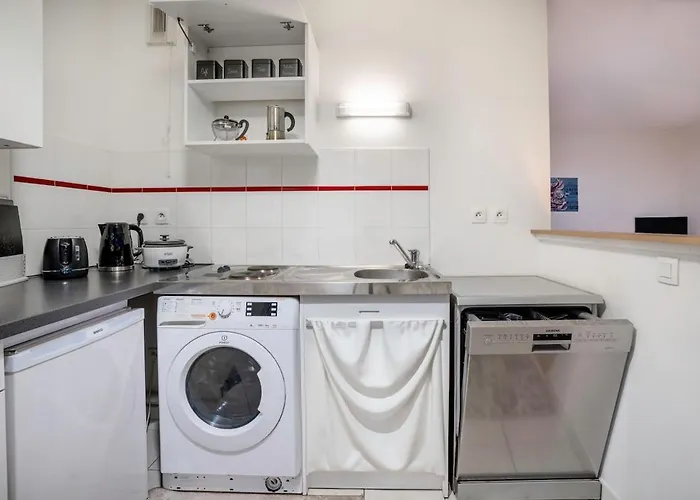 Mail Pablo Picasso Bis -parking 公寓 *