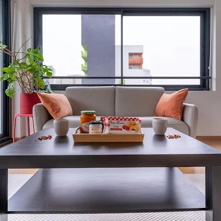 Mail Pablo Picasso Bis -parking 아파트 *