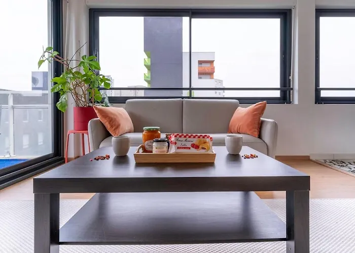 Mail Pablo Picasso Bis -parking 아파트 *